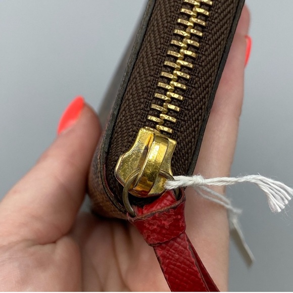 Women’s Louis Vuitton Wallet Red Zippy Clemence Ebene 100% Authentic - Picture 5 of 9